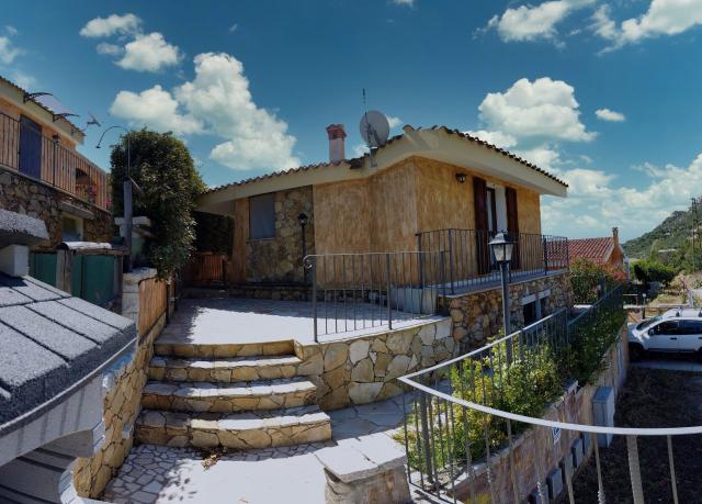 Two-family villa in Via Monte Nai, Muravera - Photo 1