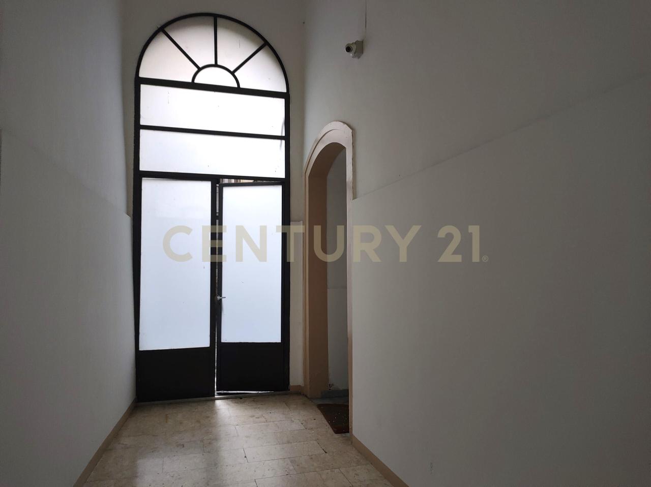 Palazzina commerciale in , Acireale, {3} - Foto 1