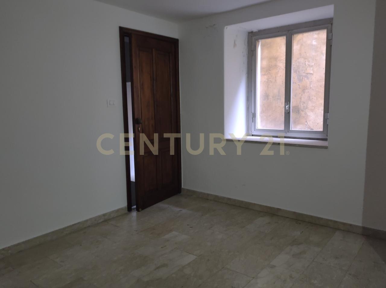 Palazzina commerciale in , Acireale, {3} - Foto 1
