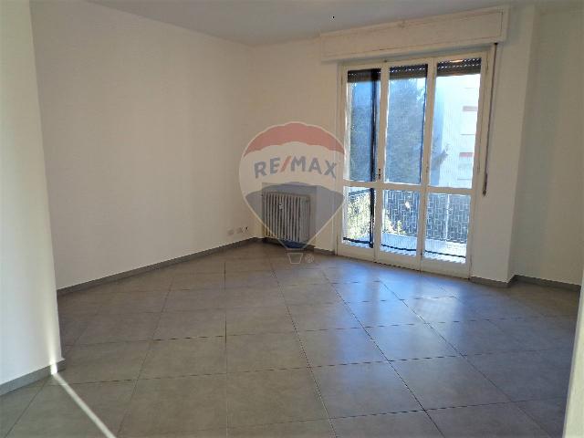 3-room flat in Via Baranzate 68, Novate Milanese - Photo 1