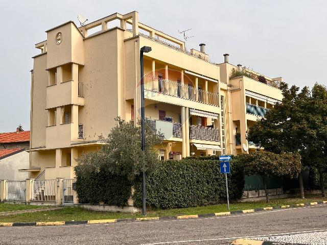 Dreizimmerwohnung in Via Volta 95, Cesano Maderno - Foto 1