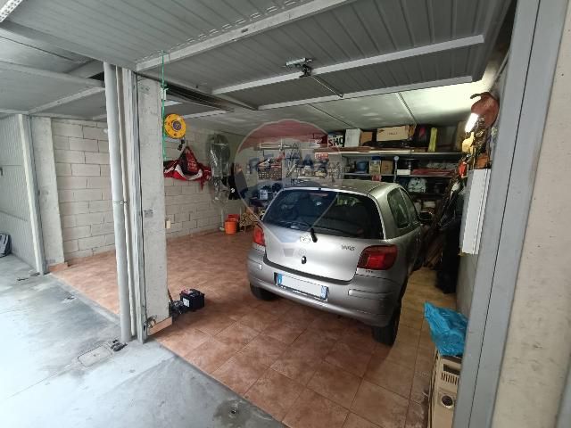 Garage or car box in {3}, Via Po 15 - Photo 1