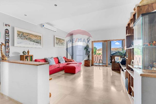 Apartament in Via John Fitzgerard Kennedy 1, Rho - Photo 1