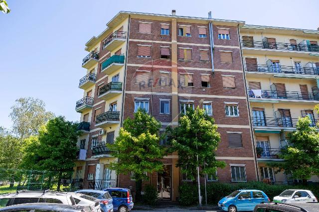 3-room flat in Via Giovanni Pascoli 8, Carnate - Photo 1