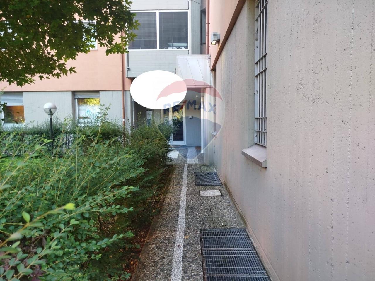 Ufficio in Via De Nicola 8, San Giuliano Milanese, {3} - Foto 1