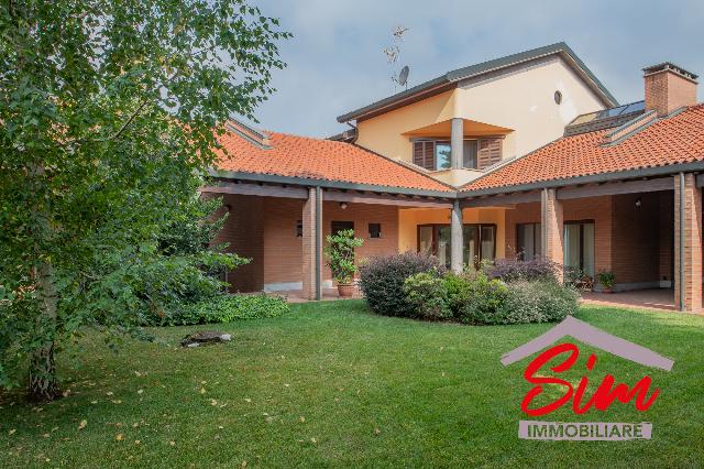 Villa in Via Giuseppe Verdi Sn, Trecate - Foto 1