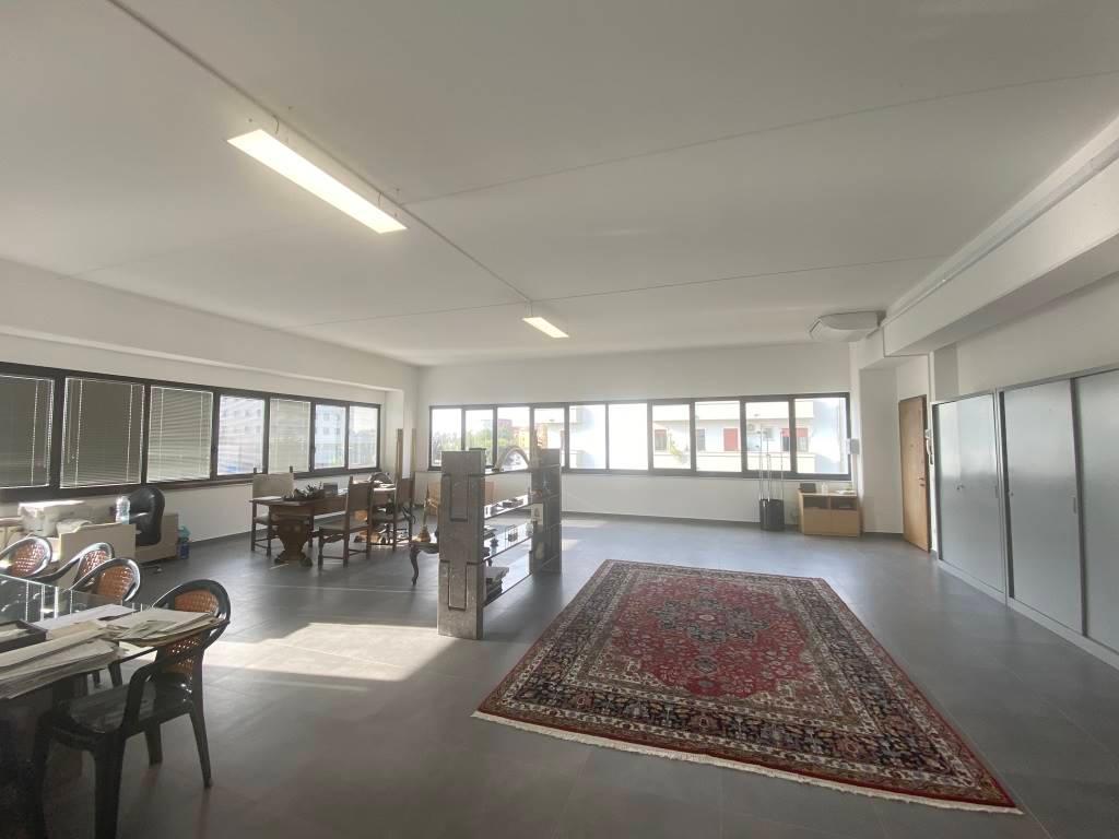 Ufficio in , Piacenza, {3} - Foto 1