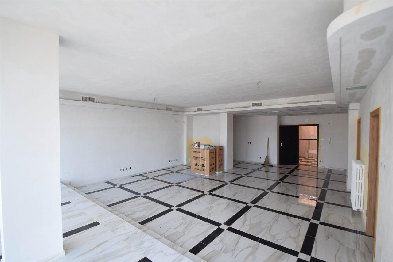 Ufficio in , Piacenza, {3} - Foto 1