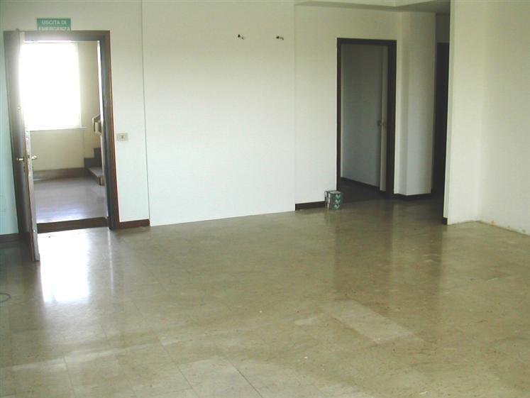 Ufficio in , Piacenza, {3} - Foto 1