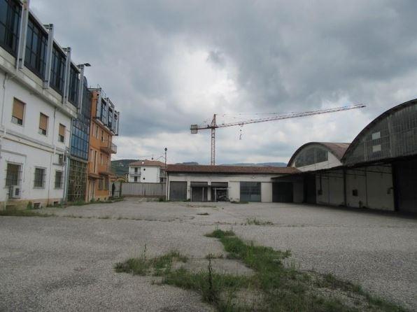 Industrial shed in {3}, Via Valle di Pruviniano 24 - Photo 1