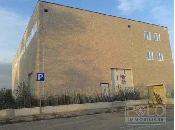 Capannone in Via Atene, Castel Goffredo, {3} - Foto 2