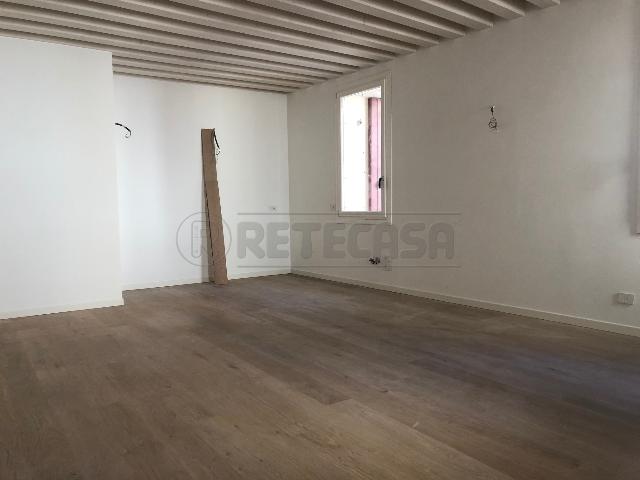 Dreizimmerwohnung, Bassano del Grappa - Foto 1