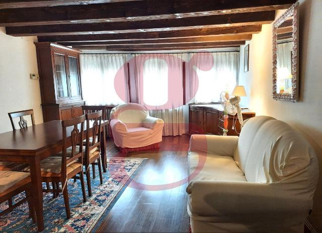 3-room flat in {3}, Castello - Photo 1