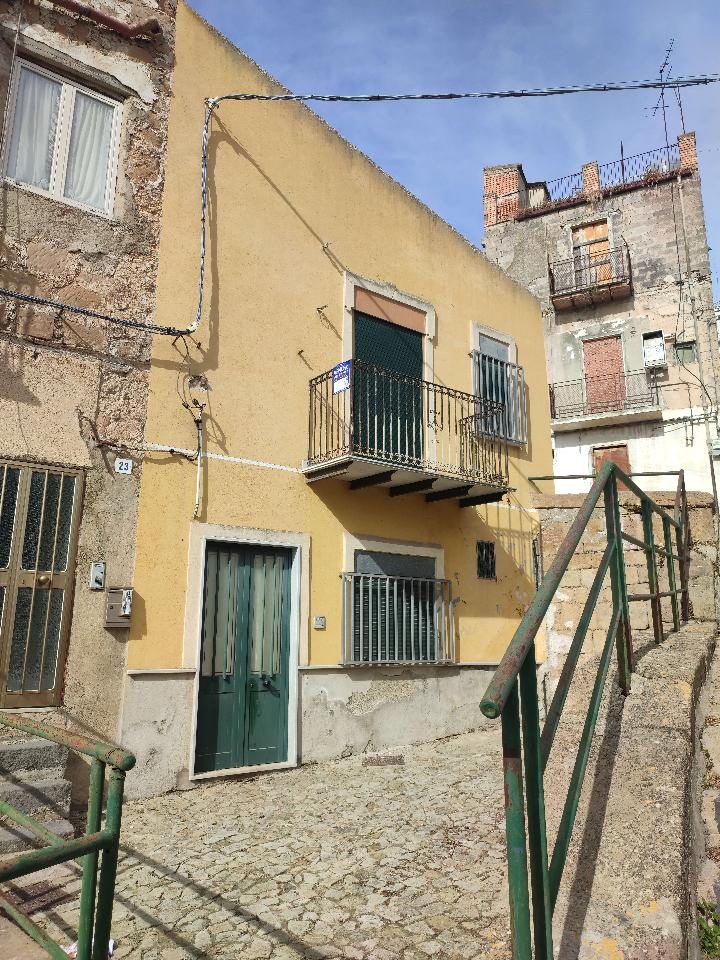 Casa indipendente in vendita a Caltanissetta