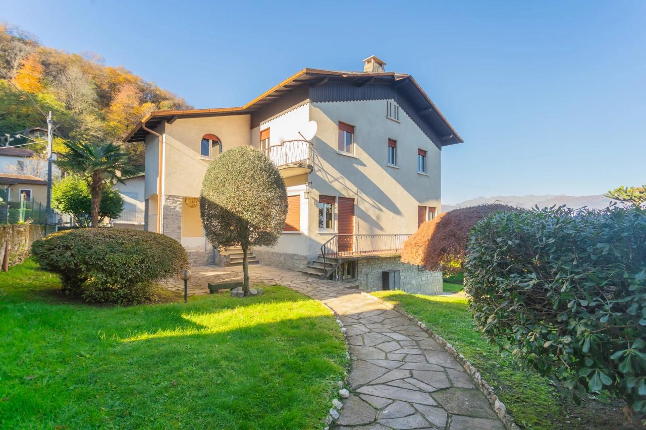 Villa in vendita a Stresa