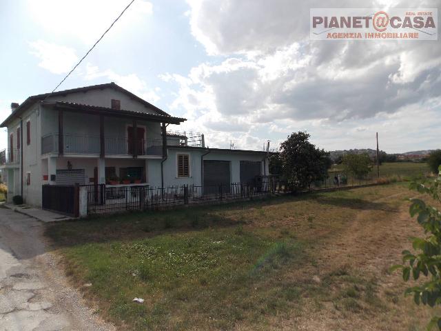 Einfamilienhaus in Pagliare del Tronto 44, Spinetoli - Foto 1