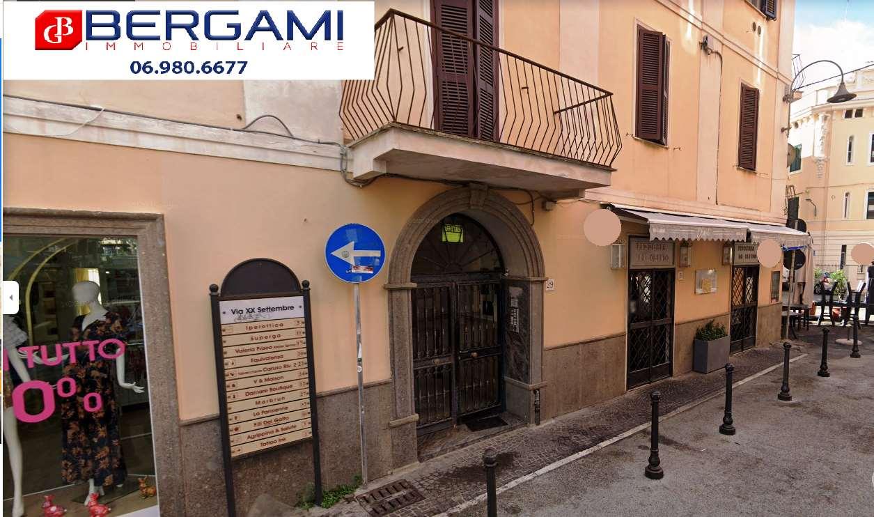 Magazzino in Via XX Settembre  29, Anzio, {3} - Foto 1