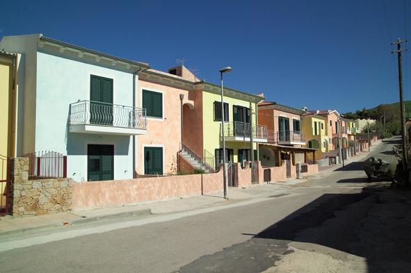 Terraced house, Valledoria - Photo 1