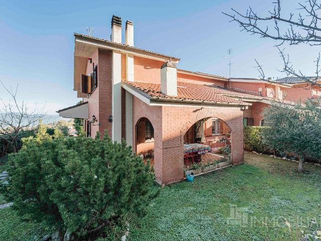 Villa in Via Don Luigi Sturzo, Monte Porzio Catone - Foto 1