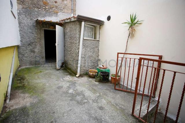 Semi-detached house in Nucleo Mirteto Alto, Massa - Photo 1