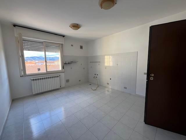 3-room flat, Castagneto Carducci - Photo 1