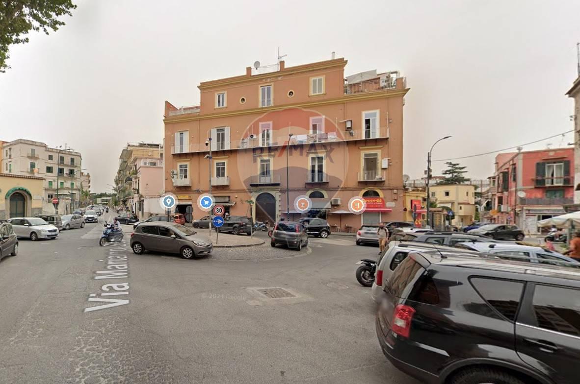 Negozio in Via Gaetano Quagliariello 8, Napoli, {3} - Foto 1