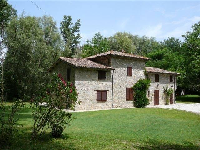 Country house or cottage in Pierantonio, Umbertide - Photo 1