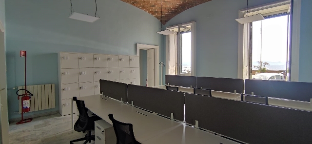 Office in Via Francesco Caracciolo, Napoli - Photo 1