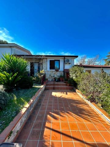 Terraced house in {3}, Strada Comunale Lagogemolo - Photo 1