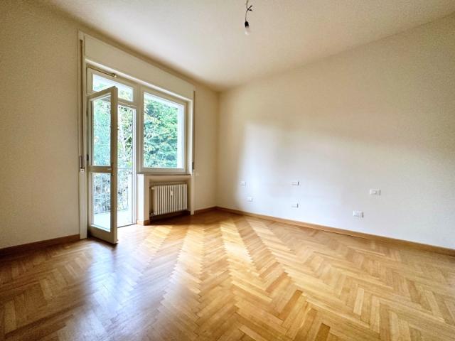 4-room flat in {3}, - Photo 1