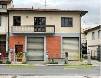 Officina in Via Baldanzese , Calenzano - Foto 1