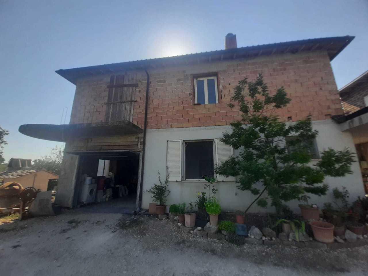 Villa a schiera in vendita a Montecastrilli