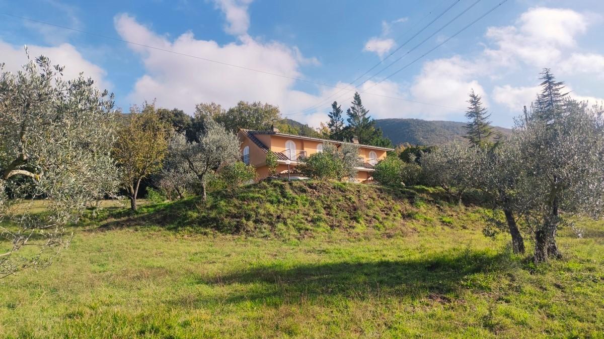 Villa a schiera in vendita a Lugnano In Teverina