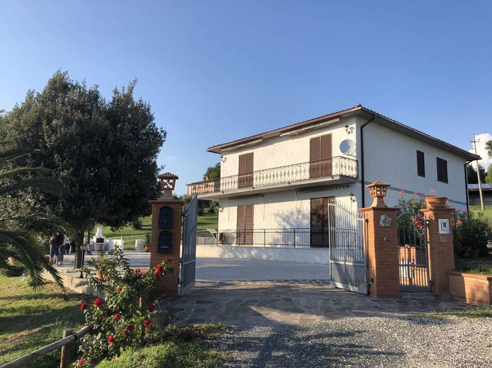 Casa indipendente in vendita a Roccastrada