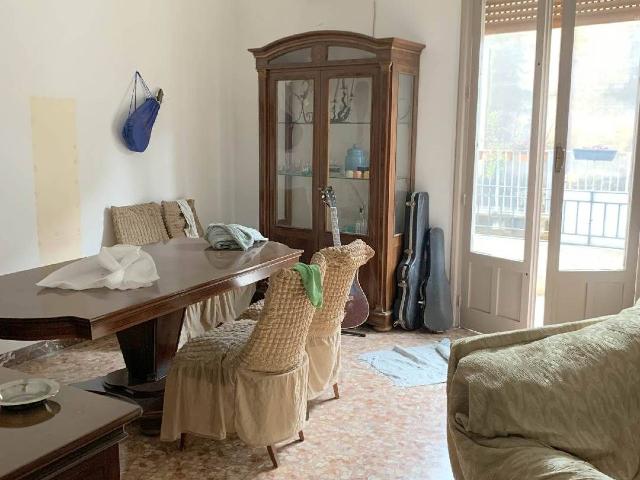 4-room flat in {3}, - Photo 1