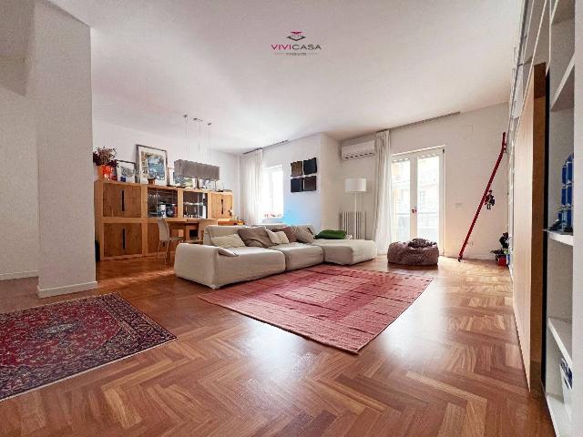 4-room flat in Via Giovanni Laterza, Putignano - Photo 1