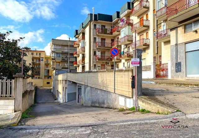 Garage or car box in Via Alessandro Piccirilli, Putignano - Photo 1