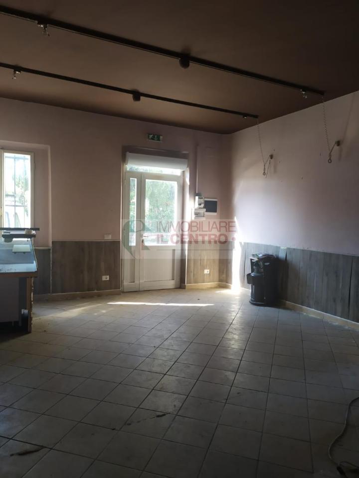 Negozio in , Sarzana, {3} - Foto 1