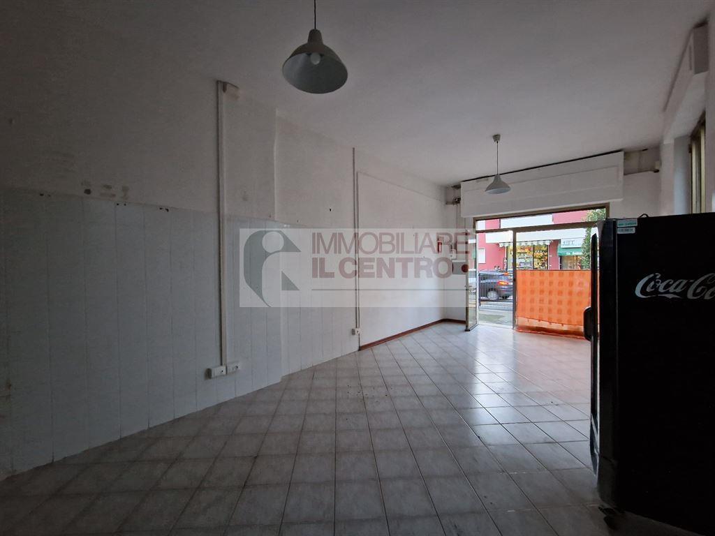 Locale commerciale in , Sarzana, {3} - Foto 2