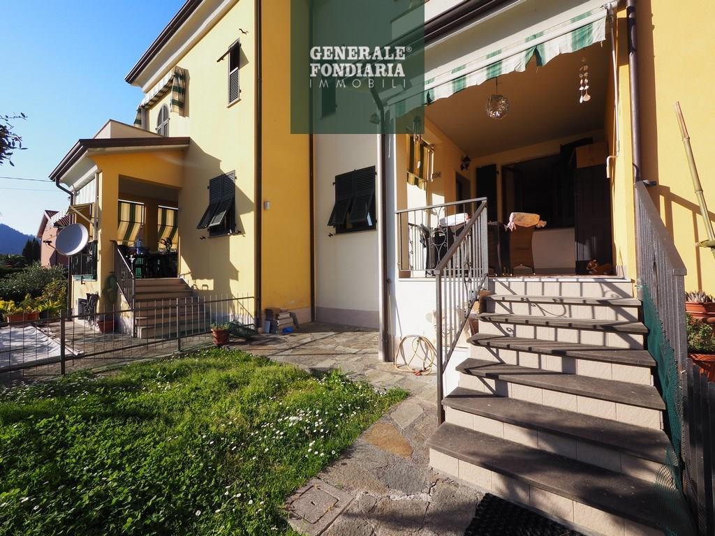 Villa a schiera in vendita a Bolano