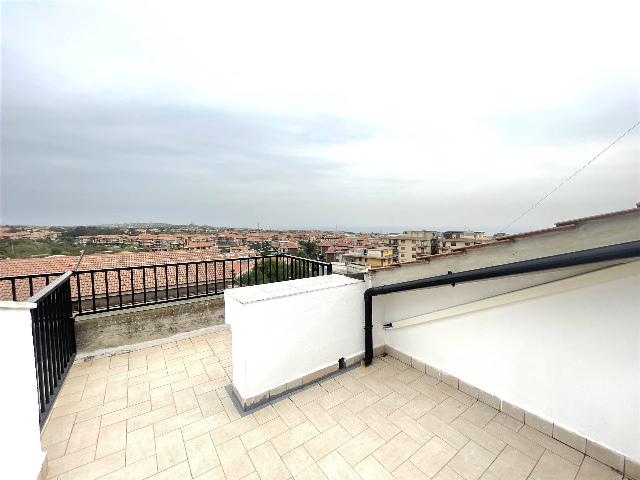 Penthouse in Via Antonio Gramsci, Gravina di Catania - Photo 1