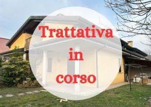 Villa bifamiliare in vendita a Erbe'