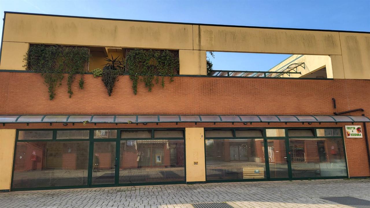 Negozio in , Mantova, {3} - Foto 1