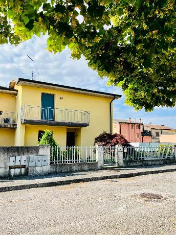 Villa a schiera in {3}, Via Rossini - Foto 1