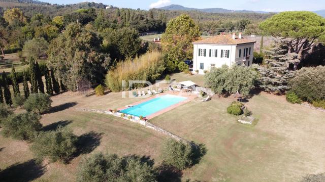 Villa in Undefined, Lucca - Foto 1