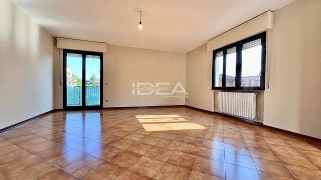 3-room flat in Via di Tiglio, Lucca - Photo 1