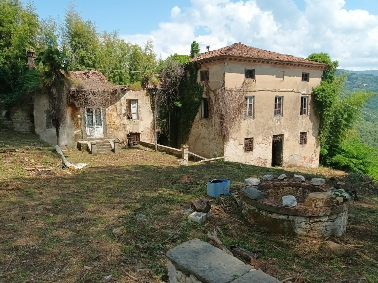 Casa colonica in vendita a Lucca