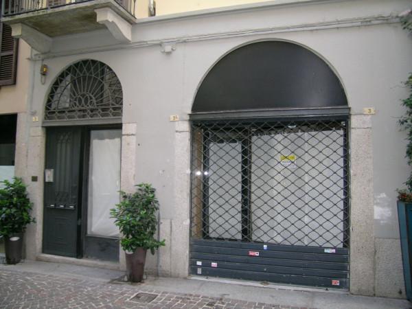Negozio in Via Antonio Bianchini 3, Novara, {3} - Foto 2