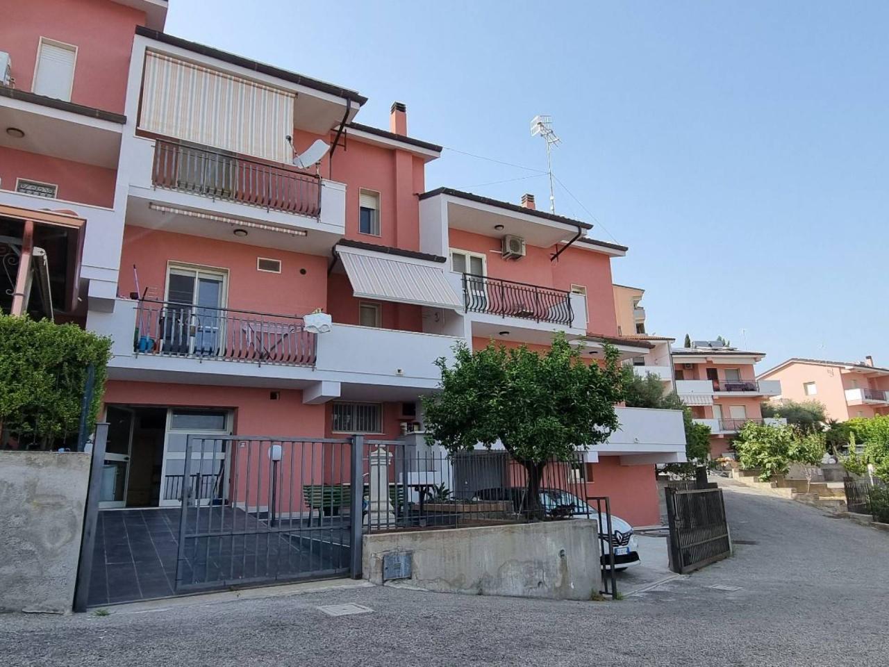 Villa a schiera in vendita a Sant'Andrea Apostolo dello Ionio