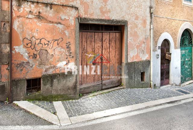 Warehouse in {3}, Via Benedetto Cairoli - Photo 1